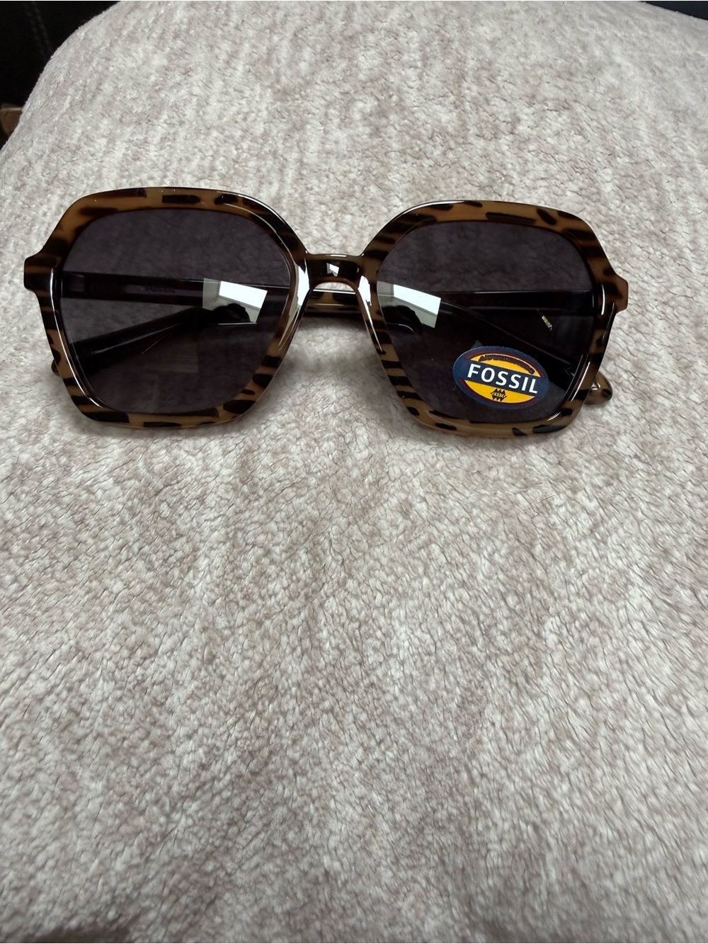 New FOSSIL Women's Sunglasses Tortoise
Frame Brown - Picture 2 of 6